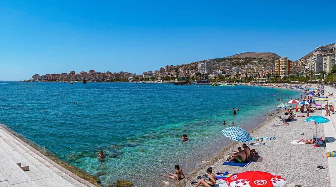 Sea View Apartments Saranda Екстер'єр фото